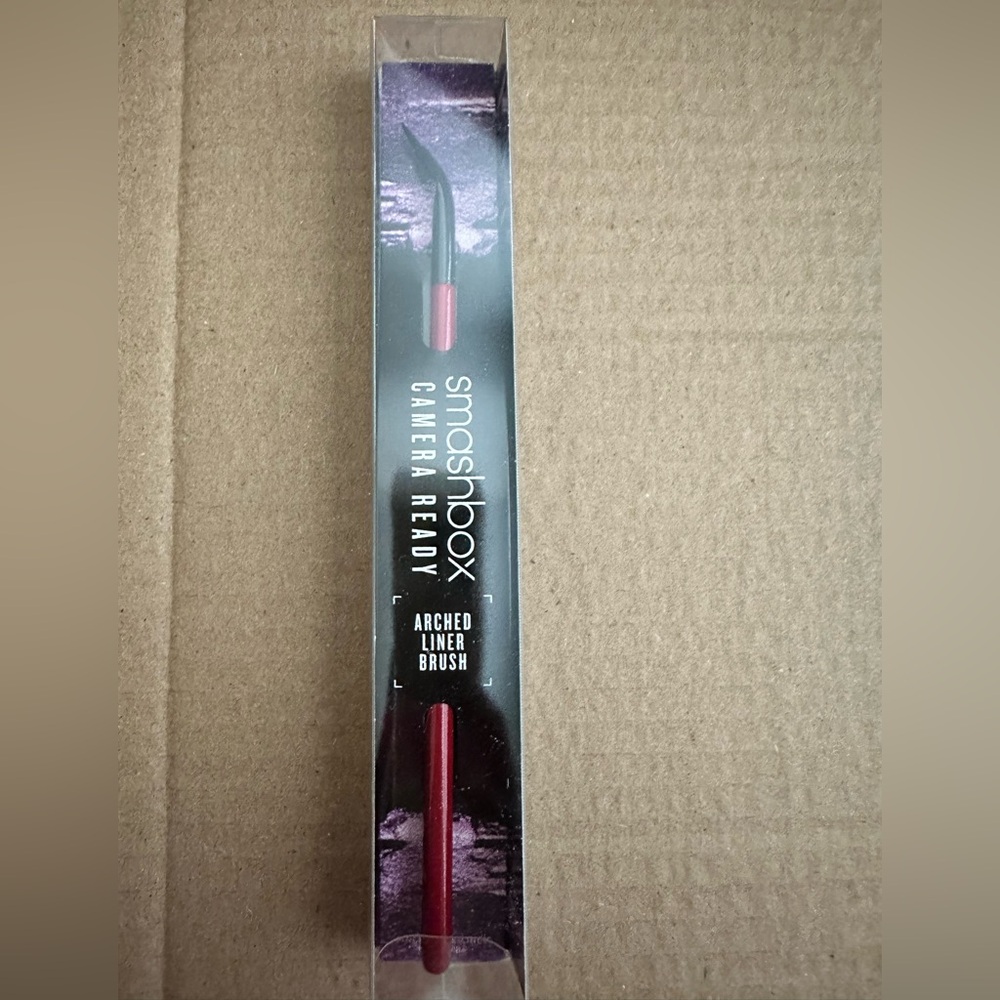 Smashbox Angled Liner Brush. Brand New